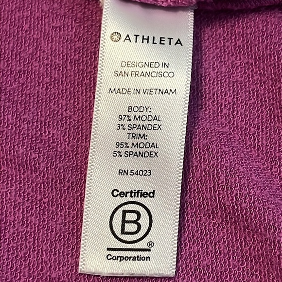 Athleta Pranayama Wrap Victorian Berry Size L - Picture 11 of 13